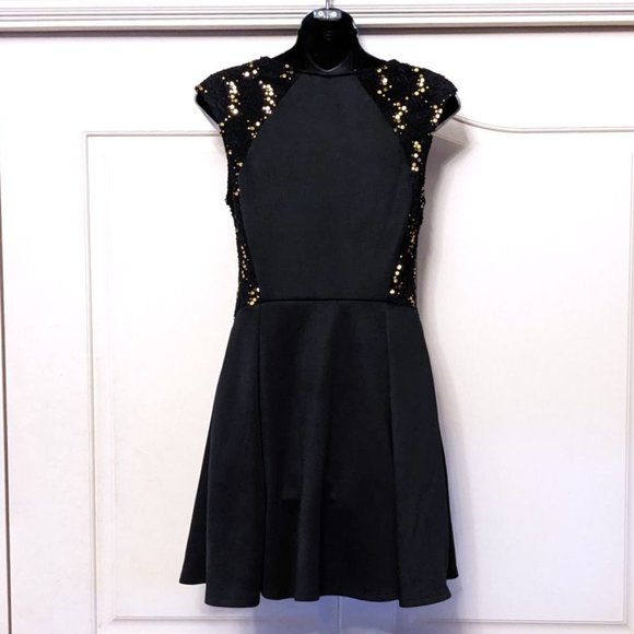 Windsor Black & Gold Sequin Mini Dress - Picture 2 of 4
